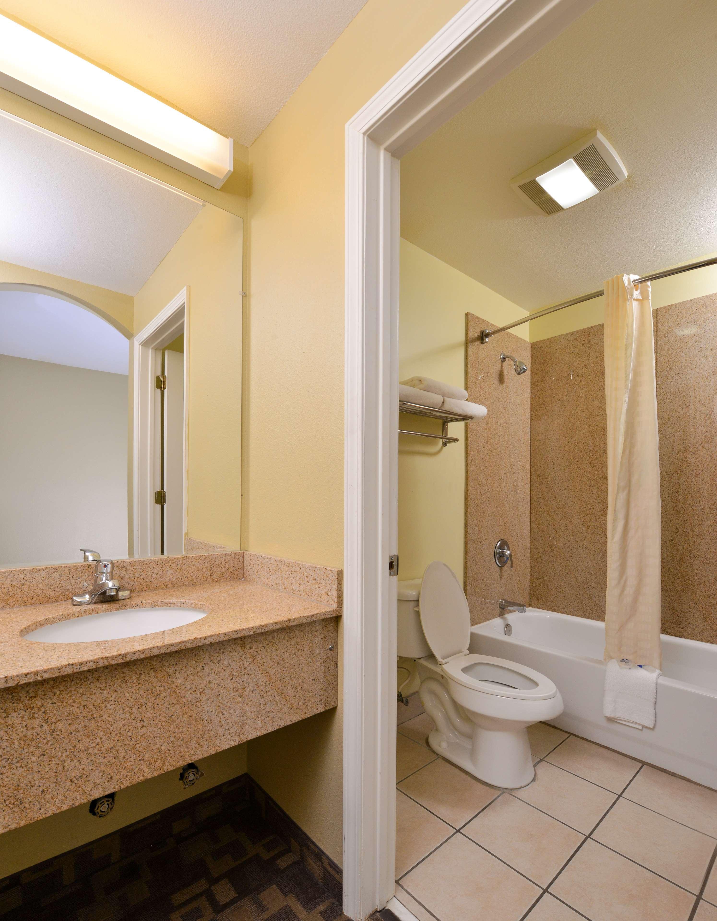 Americas Best Value Inn&Suites Little Rock Extérieur photo